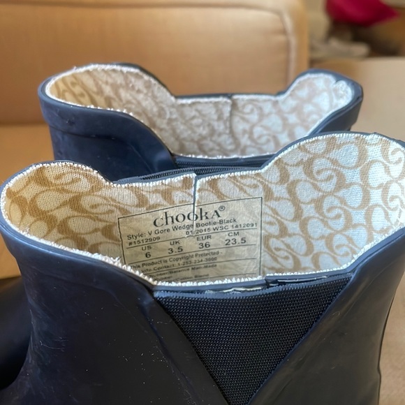 Chooka Chelsea Style Ankle Length Rain Boot - Picture 5 of 5